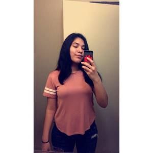 Meet your Posher, Danielle